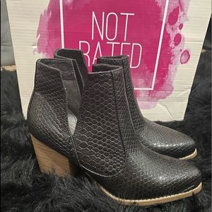 NWOT Black Snakeskin Booties!